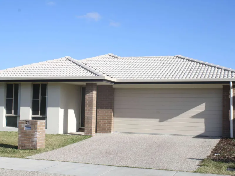 Low Set family with Spacious Interiors