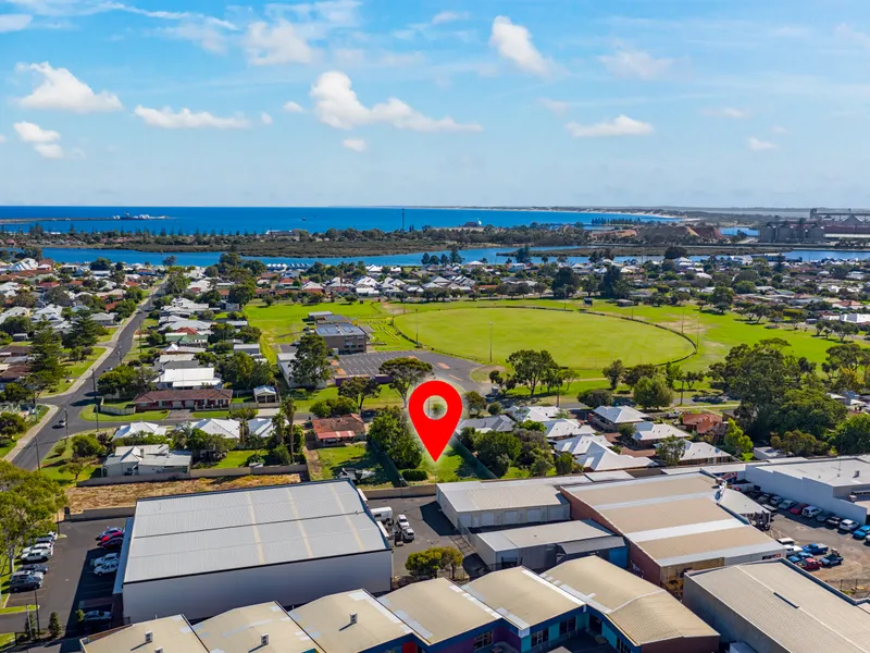 A Peice of rare earth!