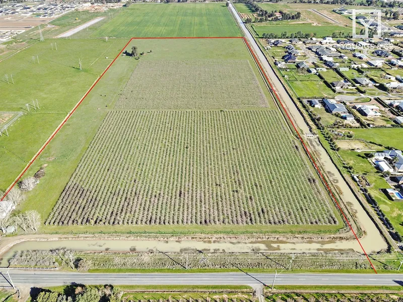 Huge 15.874 Hectare (39 Acre) Residential Development Site