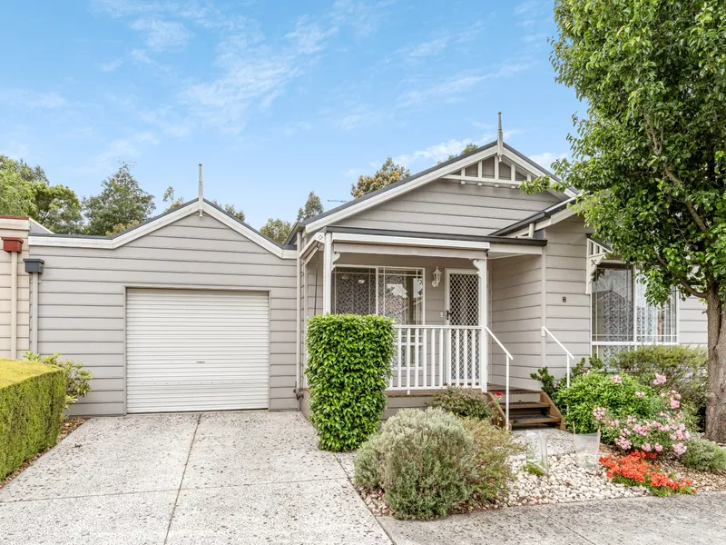 Lifestyle Warragul -This Mitchell Elite two-bedroom home is priced to sell, with light filled modern neutral tones throughout and a spacious yard.
