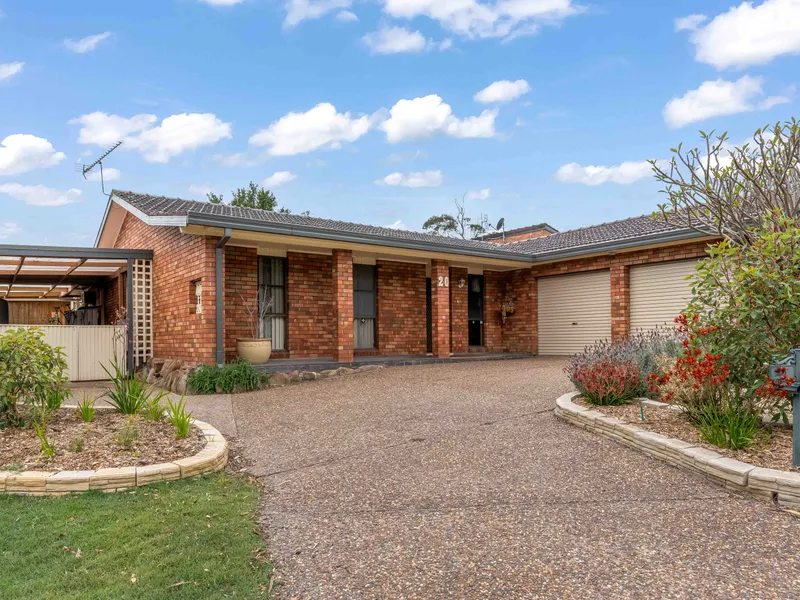 SPACIOUS FAMILY HOME IN METFORD