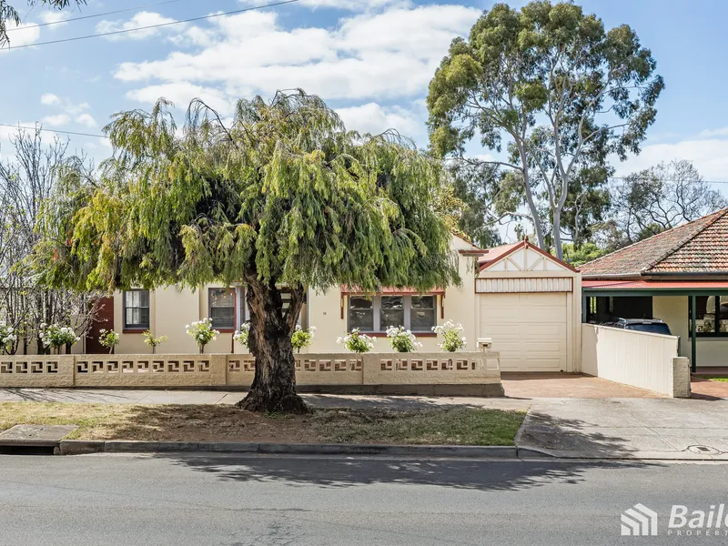 Amazing Deco family home with a twist!