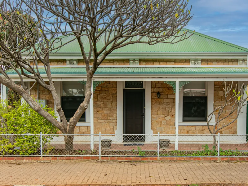 Tightly Held Prestigious Location