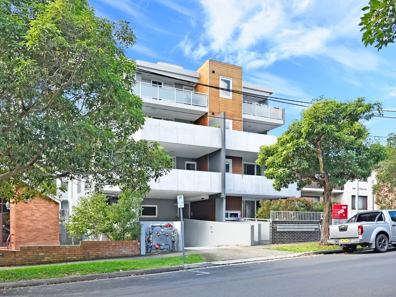 Well maintained two bedroom apartment