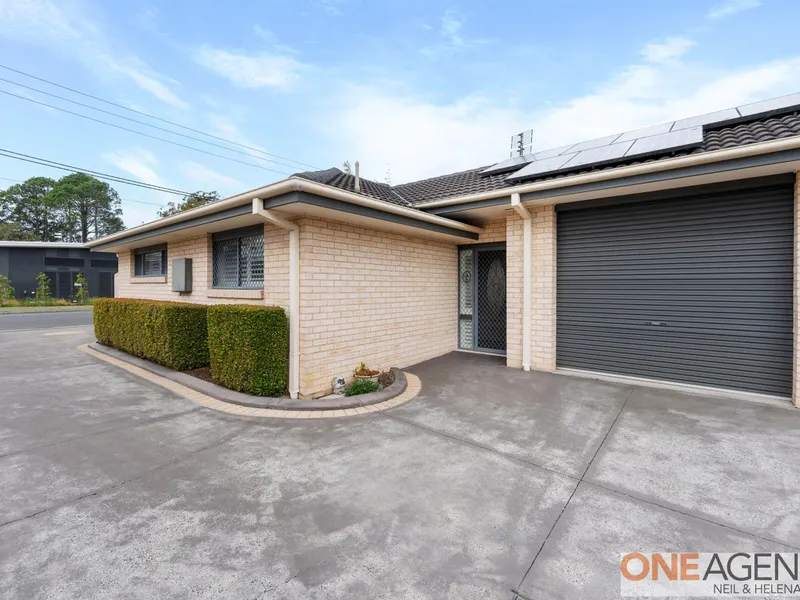 Immaculate Single-Level Villa in Prime Location