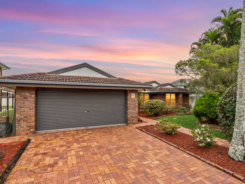 Charming 1986 Vintage Home