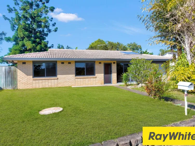 SIMPLY BEAUTIFUL - Located Near Everything!