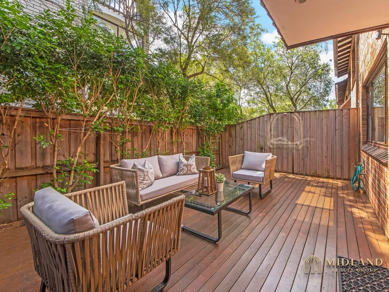 Discover peace and convenience in the heart of Cremorne with this full brick townhouse