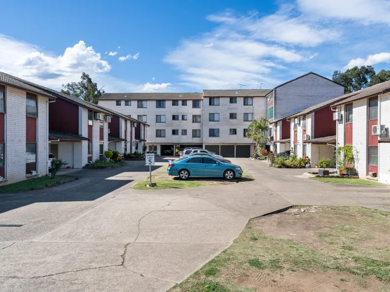 Perfect Start, Invest or Occupy