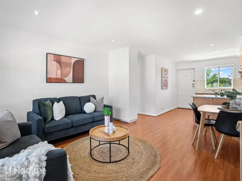 So Homely in Paradise!