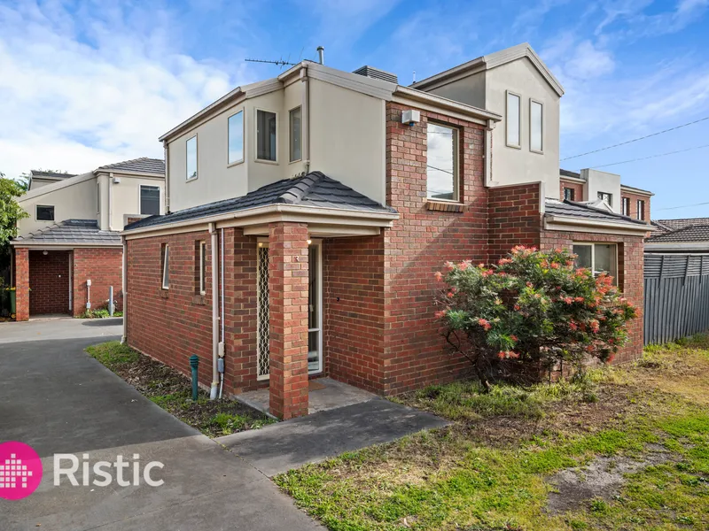 Renovated Townhouse with Impressive Back Deck!