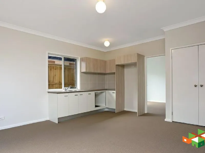 Beautiful 1 Bedroom Granny Flat!!!