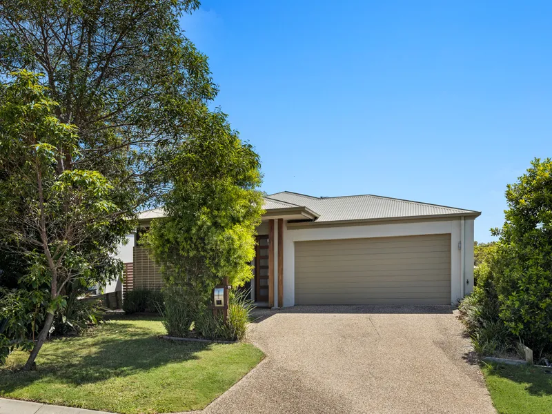 Family Home in Premiere Lifestyle Location
