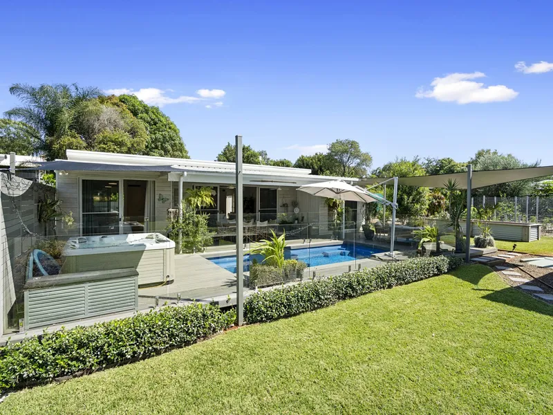 Resort Style Living on Exclusive Karragarra Island!