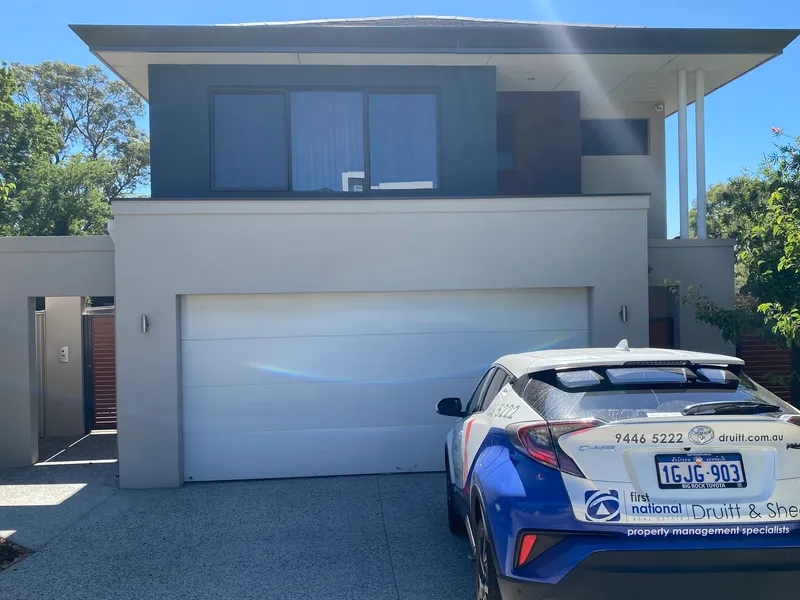 Gorgeous, quality family home in superb location