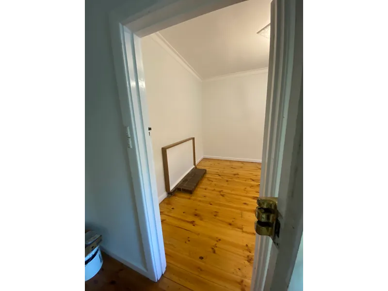 Large 3 Bedroom House. Clean neat and tidy. 