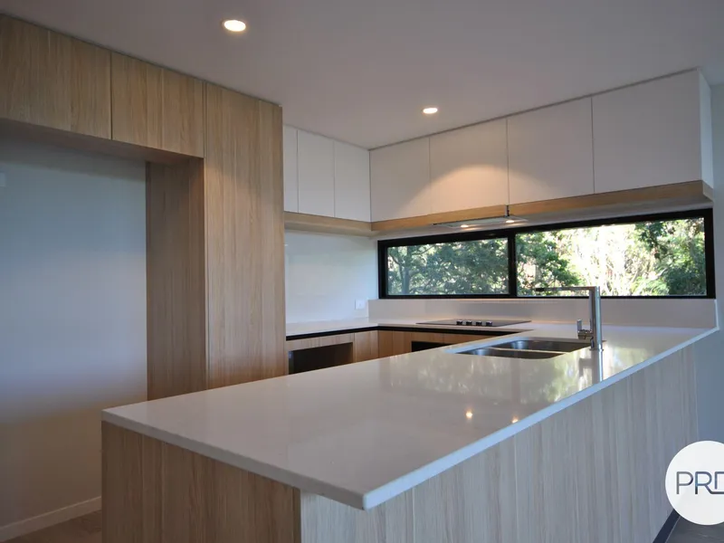 MOVE IN THIS WEEKEND !! 