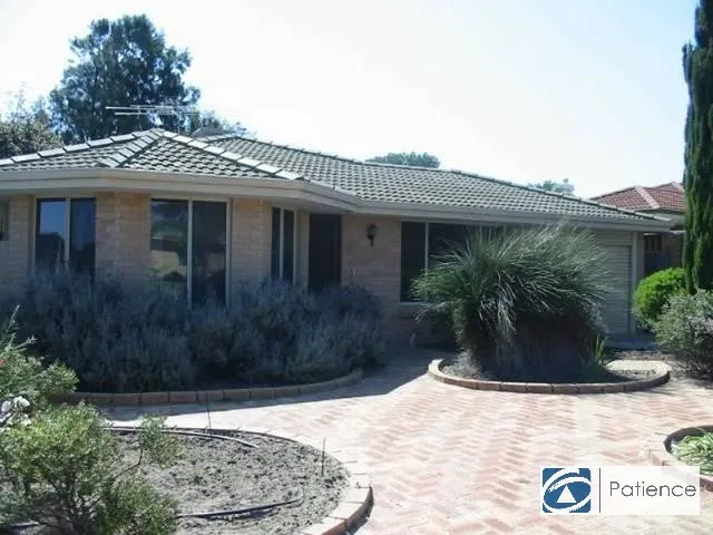 3 x 1 WITH SEMI ENSUITE IN GREAT LOCATION!