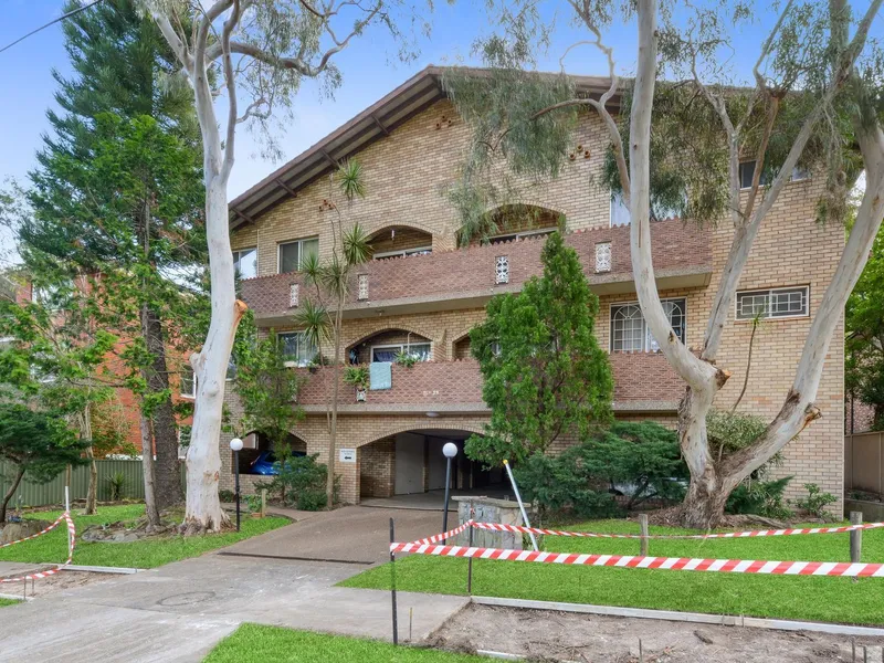 MODERN AND SPACIOUS UNIT