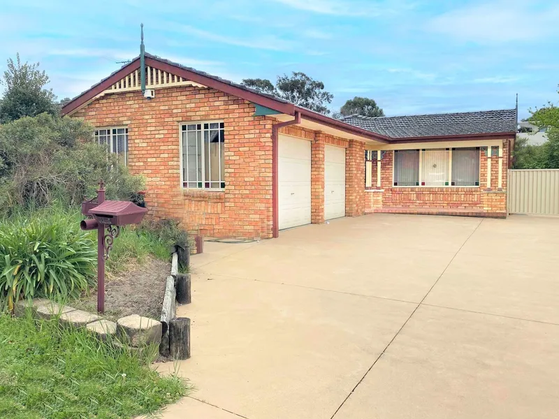 APPLY NOW TO SECURE A PRIVATE VIEWING!