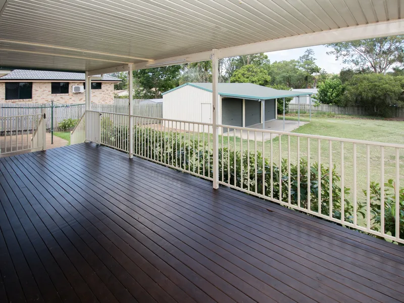 FAMILY HOME WITH SHED!
