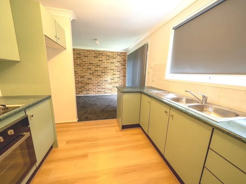 RENOVATED TOWNHOUSE IN QUIET LOCATION!