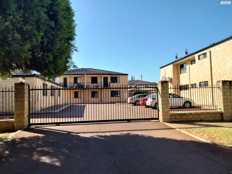 Best Riverside Section of Cannington!