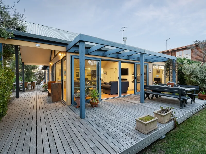 Hilltop Entertainer’s Beach Residence