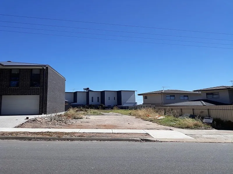 LOOK AT THE LOCATION!  