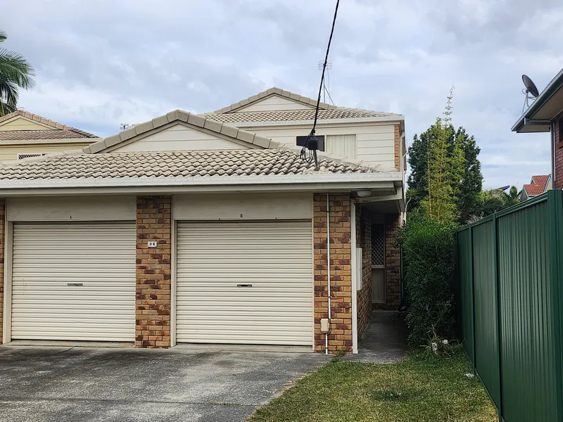 Location, Location Location Walk to the Broadwater