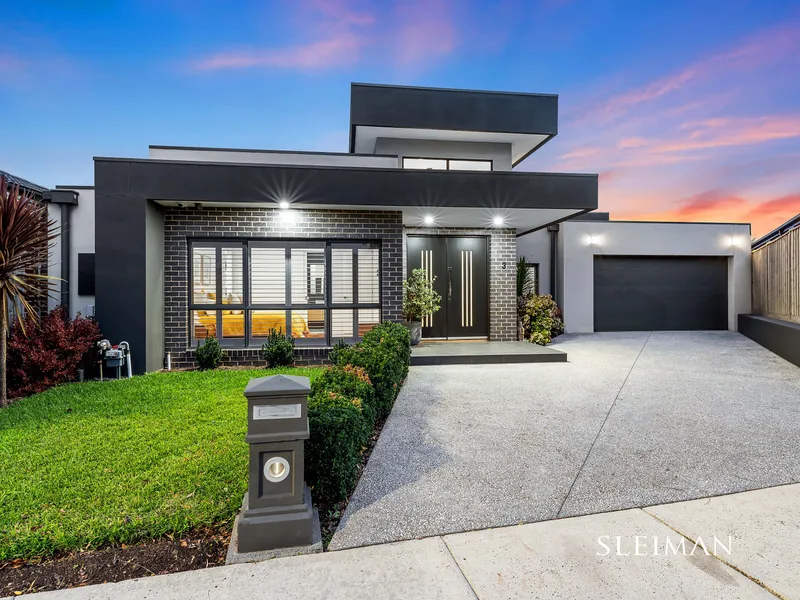 Experience Sophistication & Grandeur Living