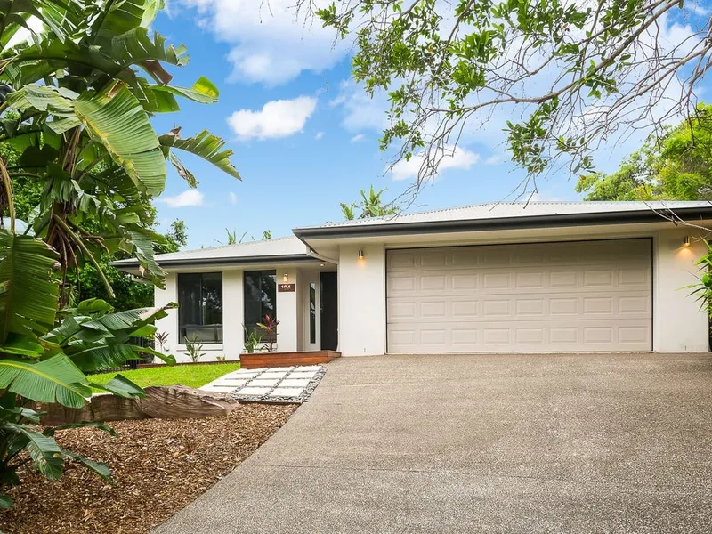 ATTRACTIVE FAMILY HOME