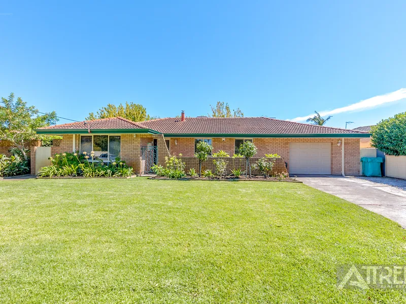 MULTIPLE LIVING AREAS + HUGE ENTERTAINERS PATIO