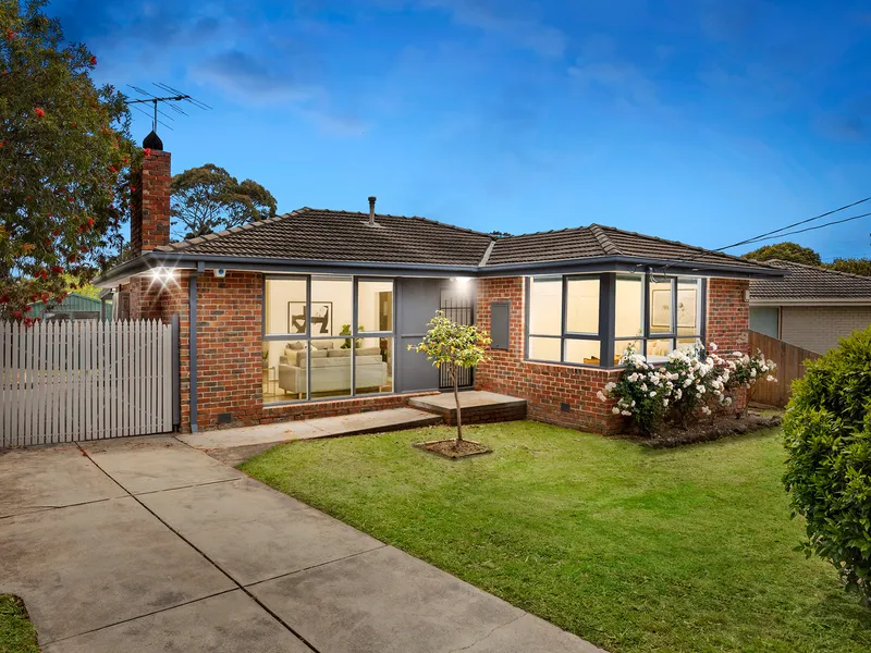 Stylish simplicity in a fantastic family location!