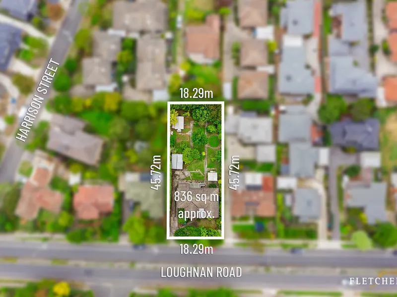 Showstopping views on a big block of 836 sq m approx.