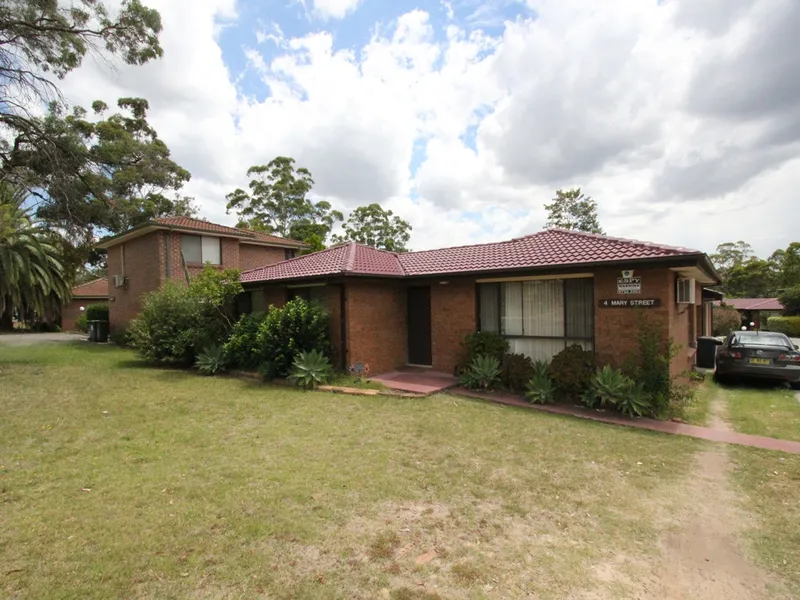 CLOSE TO SCHOOLS, TRANSPORT & SHORT TRIP TO ALL OTHER AMENITIES