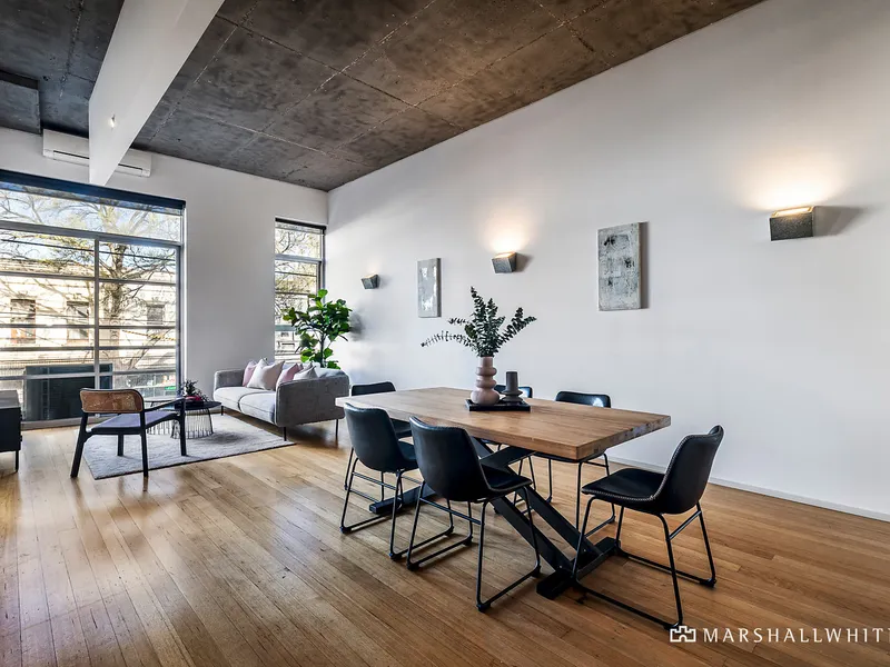 'Red Tulip': New York-Inspired Chapel Street Vibes