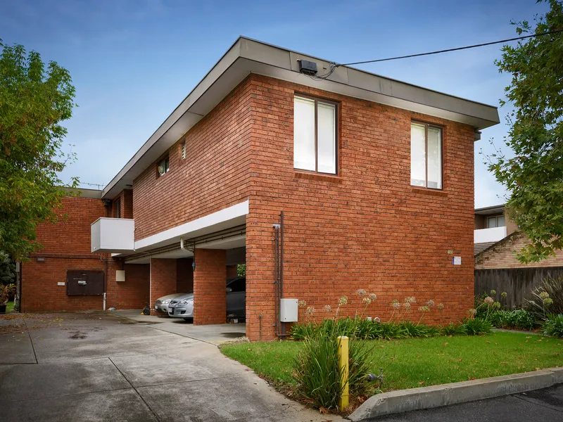 Superbly Spacious, Serene And Central