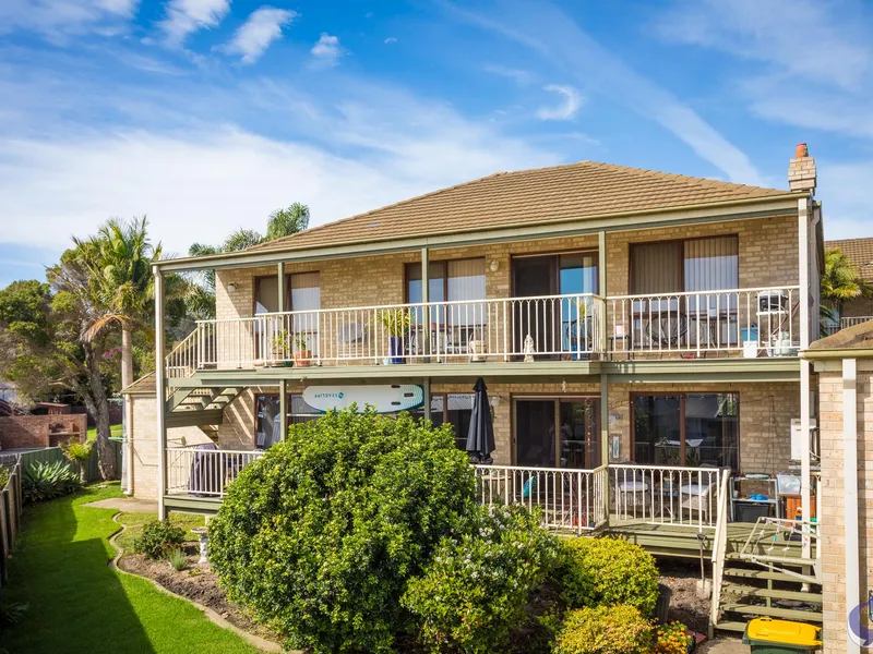 Coastal Lifestyle Awaits 