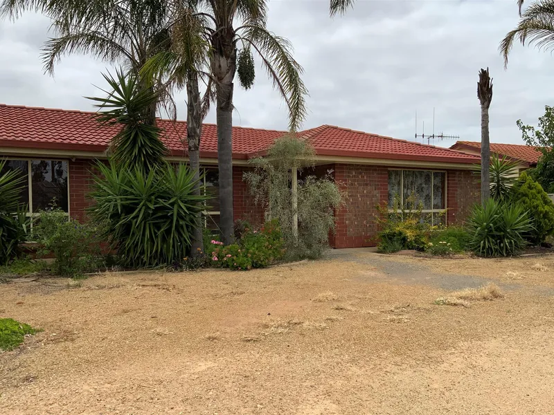 Neat & Tidy Three Bedroom Home