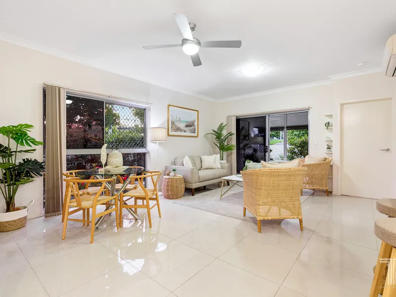 Luxurious and Spacious Ground-floor Apartment