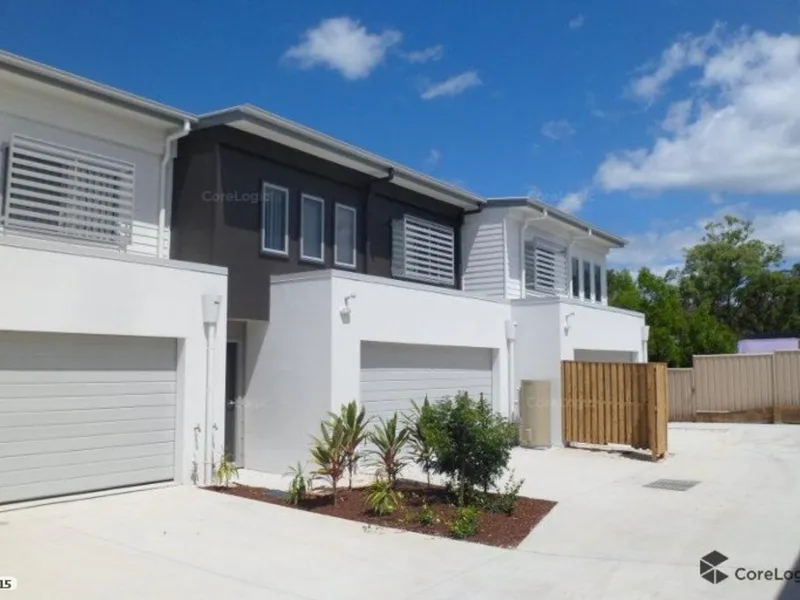 Neat as a Pin - Immaculate Three Bedroom Townhouse in Excellent Location - Upper Coomera