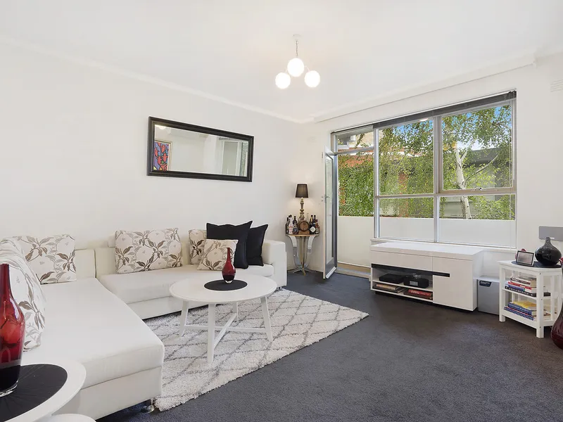 Elevated position enjoying leafy outlook