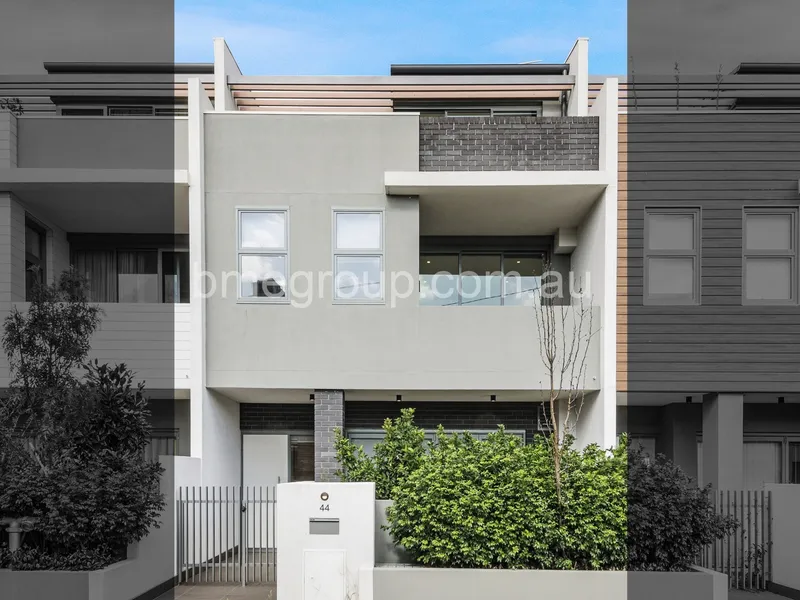 Architecture & Luxury Style Townhouse l Torrens Title l Low Maintenance l Quintessential Urban Living