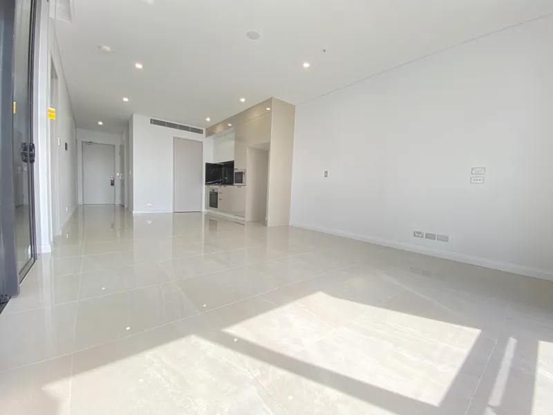 High level apartment with open view 