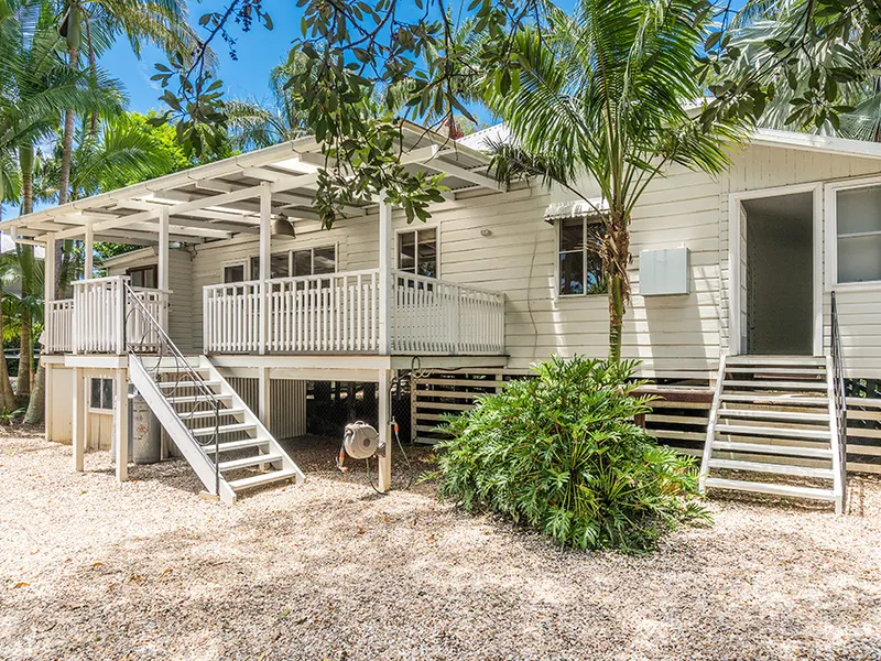 Historic Bangalow Unfurnished Family Home