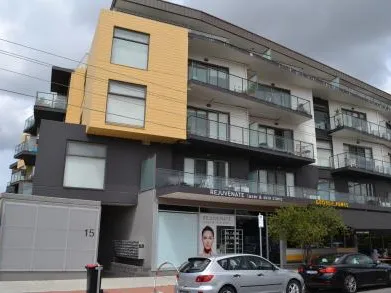 SPACIOUS, OPEN PLAN URBAN LIVING..