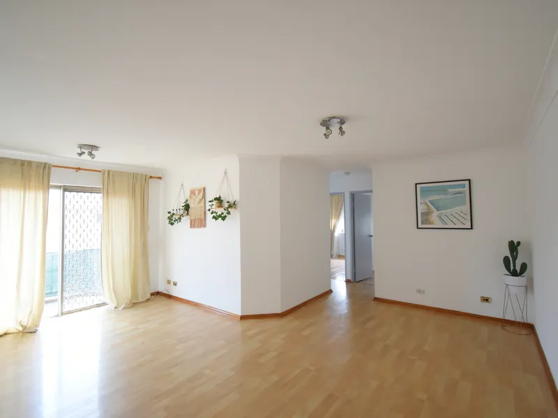 AMAZING & BEAUTIFUL 2 BEDROOM UNIT 