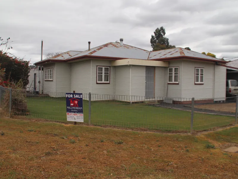 3 Bedroom Home - Renovation Under Way - Plenty of Shed Space