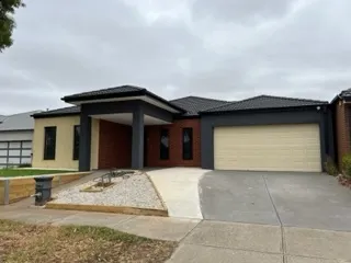 Spectacular home ready to move into!